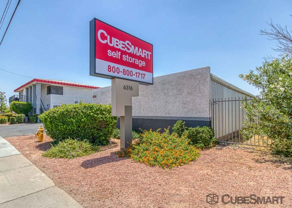 Storage Units at CubeSmart Self Storage - AZ Phoenix N 27th Ave - 6316 North 27th Avenue