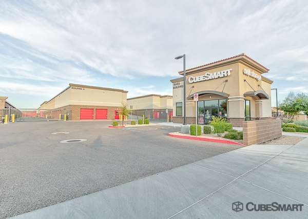 Facility photo: //images.sparefoot.com/medium/2220356890517ac84e6.jpg