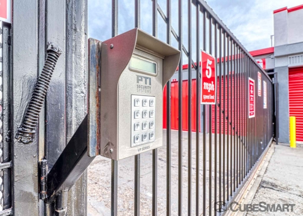 Storage Units at CubeSmart Self Storage - CA Fullerton North Harbor Blvd - 4200 North Harbor Boulevard