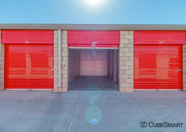 Storage Units at CubeSmart Self Storage - NV Las Vegas E Sunset Rd - 3869 East Sunset Road