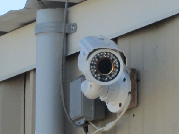 Facility photo: //images.sparefoot.com/medium/22206261b8f65eb7dab.jpg