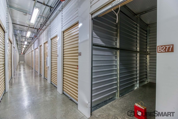 Storage Units at CubeSmart Self Storage - AZ Surprise W Bell Rd - 14690 West Bell Road