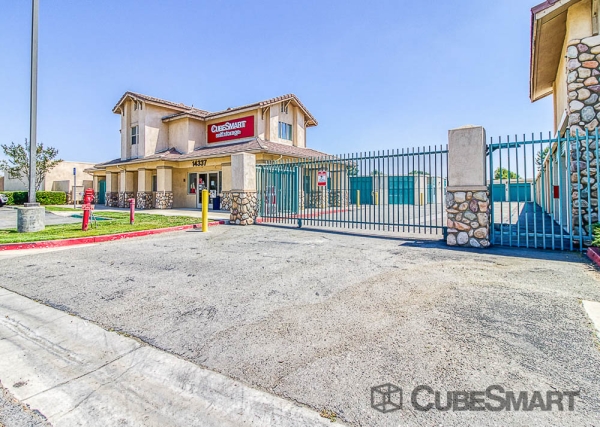 Storage Units at CubeSmart Self Storage - CA Fontana Baseline Ave - 14337 Baseline Avenue