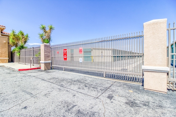 Facility photo: //images.sparefoot.com/medium/2220796a19351f27791.jpg
