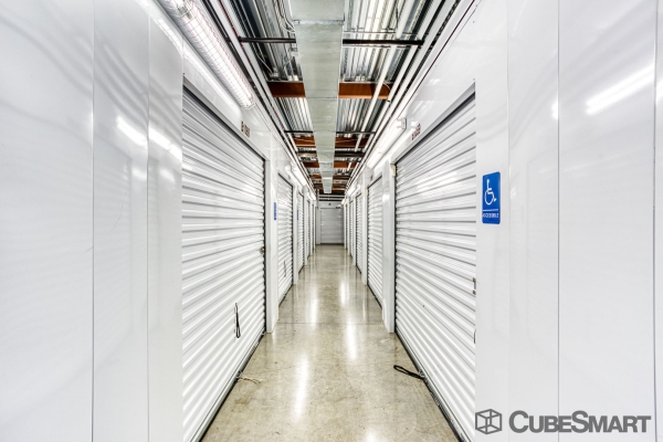 Storage Units at CubeSmart Self Storage - TX Sugar Land Hwy 6 - 4153 Highway 6