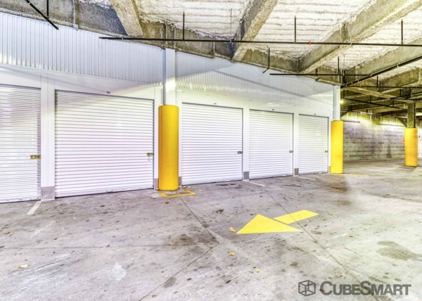 Facility photo: //images.sparefoot.com/medium/2221786971ebce111b5.jpg