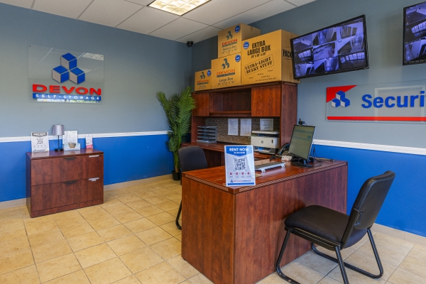 Facility photo: //images.sparefoot.com/medium/2222256711657fe089a.jpg