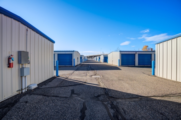 Facility photo: //images.sparefoot.com/medium/222384692e1c756655e.jpg