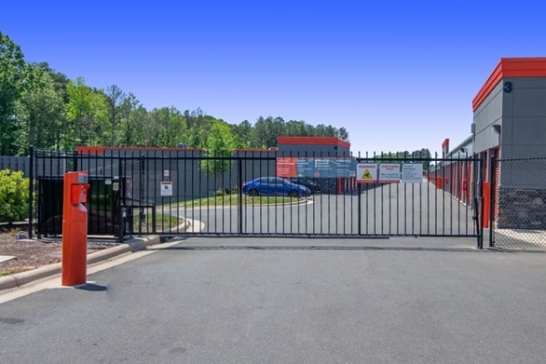 Facility photo: //images.sparefoot.com/medium/2224166957d25dd9752.jpg