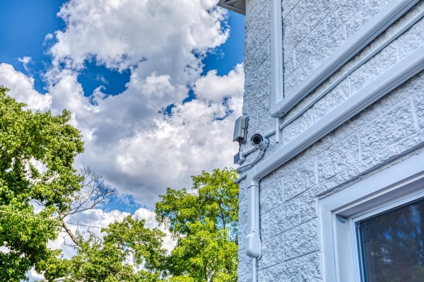 Facility photo: //images.sparefoot.com/medium/22242865e59e53ce531.jpg