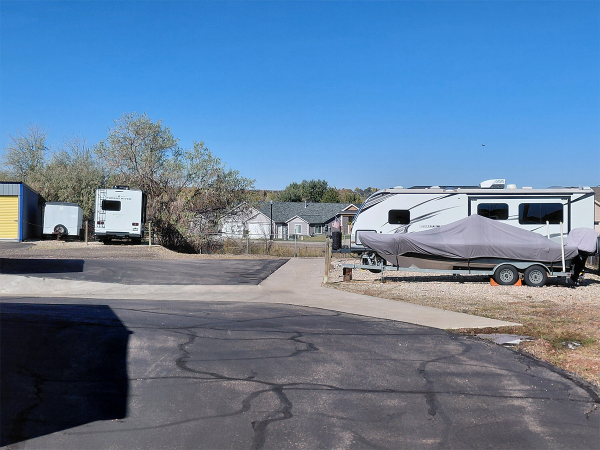 Facility photo: //images.sparefoot.com/medium/22256468f8f3fdf3cb6.png