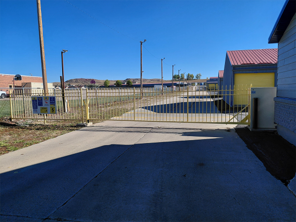 Facility photo: //images.sparefoot.com/medium/22256468f8f403bed28.png