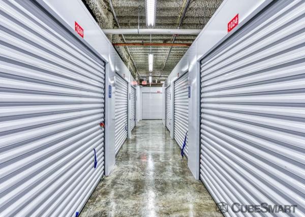 Storage Units at CubeSmart Self Storage - FL Miami NW 20th St - 2545 Northwest 20th Street