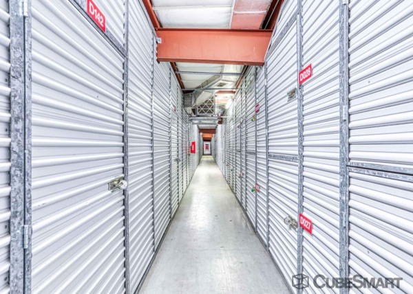 Storage Units at CubeSmart Self Storage - FL Tampa W Lindebaugh Ave - 5907 West Linebaugh Avenue
