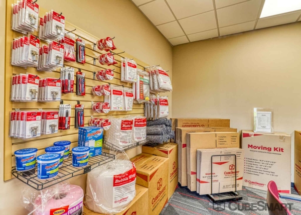 Storage Units at CubeSmart Self Storage - IN Lafayette Sagamore Pkwy - 725 Sagamore Parkway North