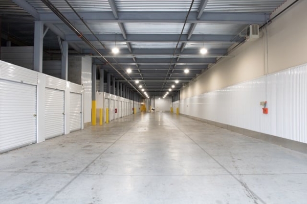 Facility photo: //images.sparefoot.com/medium/2227776a0331858146f.jpg