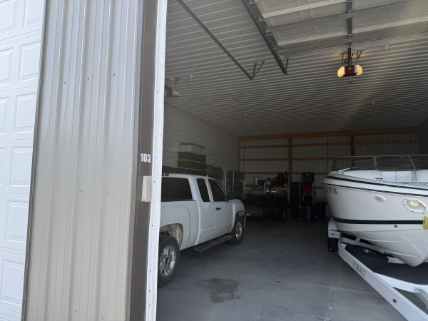 Facility photo: //images.sparefoot.com/medium/222806695dd37f50179.jpg