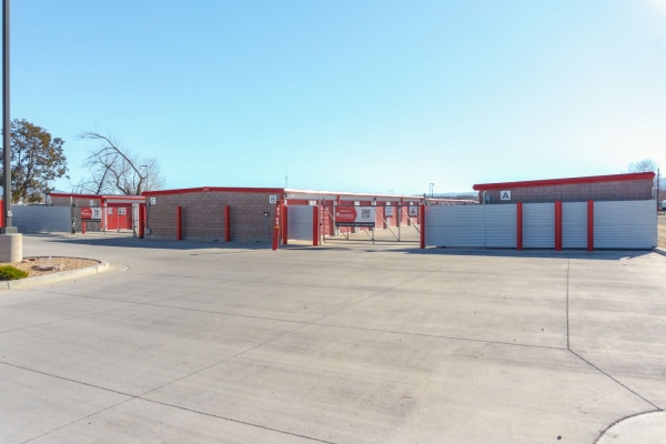 Storage Units at 10 Federal Storage - Riverside Pkwy - 2793 Riverside Parkway