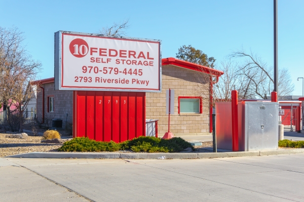 Facility photo: //images.sparefoot.com/medium/22310669d52f4d0bf1b.jpg