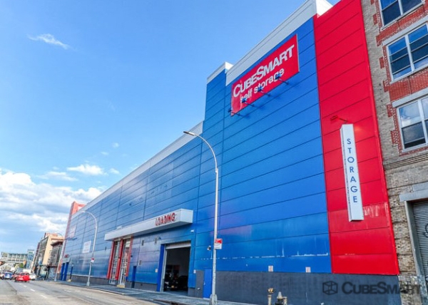 Facility photo: //images.sparefoot.com/medium/22312069df50b3cd420.jpg