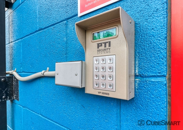 Storage Units at CubeSmart Self Storage - NY Brooklyn Pennsylvania Ave - 225 Pennsylvania Avenue