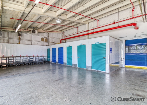 Storage Units at CubeSmart Self Storage - NY Brooklyn Lorraine Street - 183 Lorraine Street