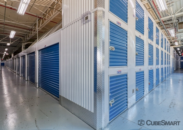 Storage Units at CubeSmart Self Storage - NY Ozone Park Liberty Ave - 78-02 Liberty Avenue