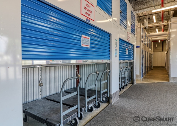 Facility photo: //images.sparefoot.com/medium/223131686f7f7e6b6bb.jpg