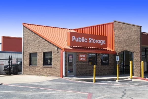 Facility photo: //images.sparefoot.com/medium/223181687e3d72a0523.jpg
