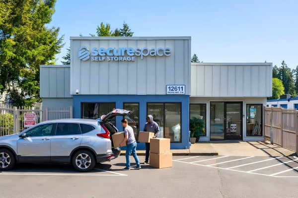 Facility photo: //images.sparefoot.com/medium/2231886a20612340f90.png