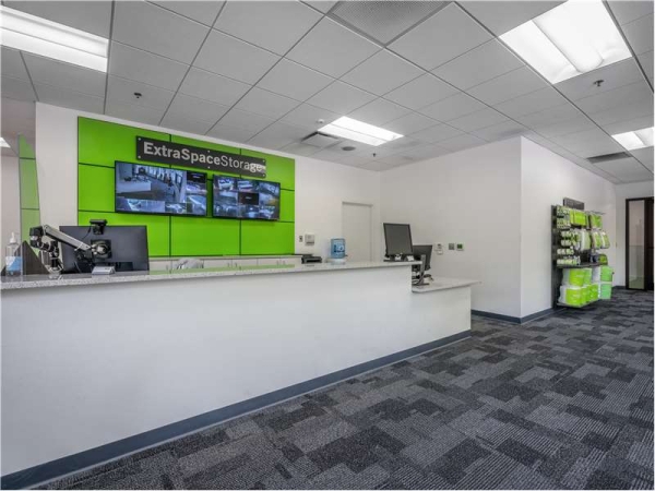 Storage Units at Extra Space Storage - 7566 - Alpharetta - McGinnis Ferry Rd - 5110 Mcginnis Ferry Road