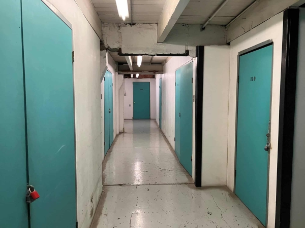 Facility photo: //images.sparefoot.com/medium/2233626887d2c6113d1.jpg