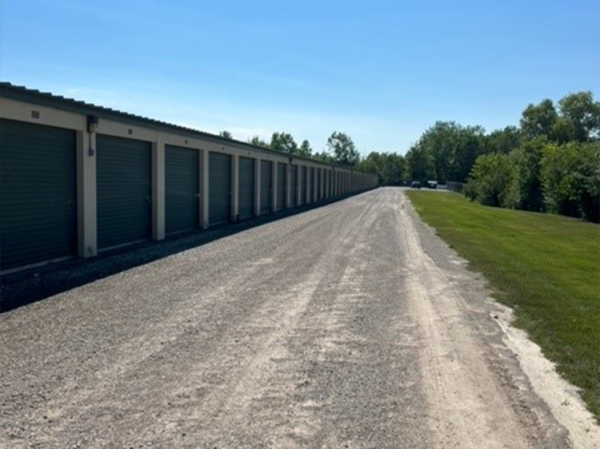 Facility photo: //images.sparefoot.com/medium/22339462eda5f723537.png