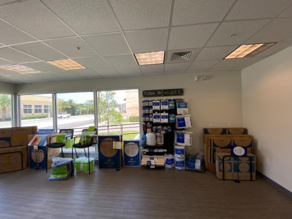 Storage Units at Life Storage - Tampa - 1711 East Hillsborough Avenue - 1711 East Hillsborough Avenue