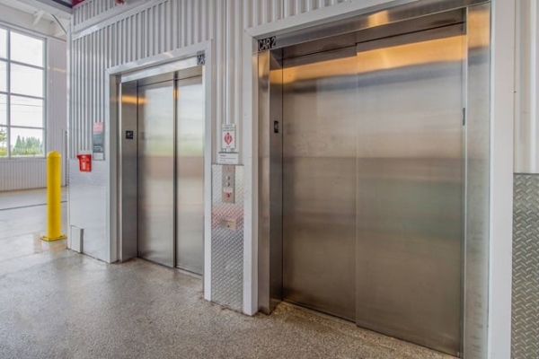 Facility photo: //images.sparefoot.com/medium/2234616a0c6a3625678.jpg