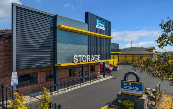 Facility photo: //images.sparefoot.com/medium/22354669332a91ac649.jpg