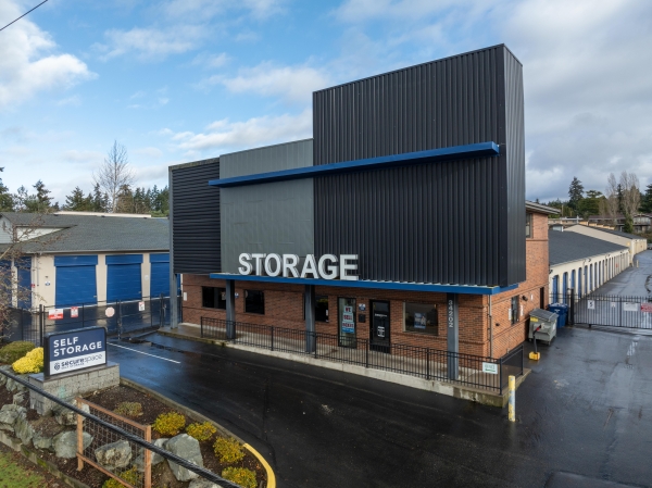 Storage Units at SecureSpace Self Storage Federal Way - 34202 16th Avenue South