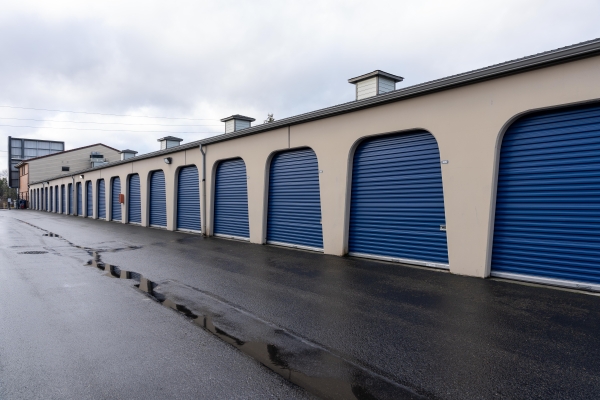 Storage Units at SecureSpace Self Storage Federal Way - 34202 16th Avenue South