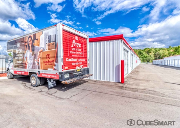 Storage Units at CubeSmart Self Storage - MI Ypsilanti Carpenter Rd - 4251 Carpenter Road