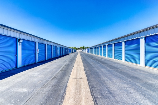 Storage Units at SmartStop Self Storage - Chandler - 12220 E Riggs Rd - 12220 East Riggs Road