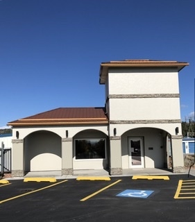 Facility photo: //images.sparefoot.com/medium/223741628bc11ba767c.jpeg