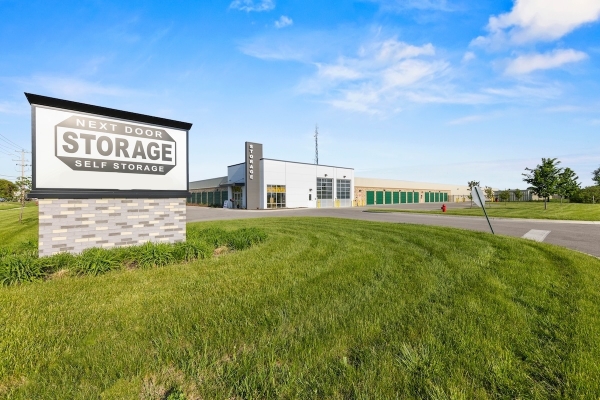 Facility photo: //images.sparefoot.com/medium/22376268af4f5357b5a.jpeg