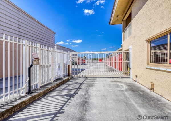 Storage Units at CubeSmart Self Storage - Southwest Martin Downs - 3501 Southwest Martin Downs Boulevard
