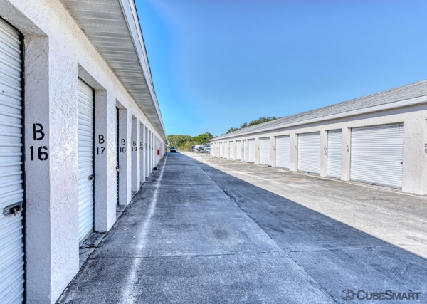 Storage Units at CubeSmart Self Storage FL Palm City SW Martin Hwy - 1535 Southwest Martin Highway