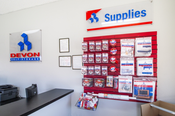 Facility photo: //images.sparefoot.com/medium/22389167eec7cfe99c0.jpg