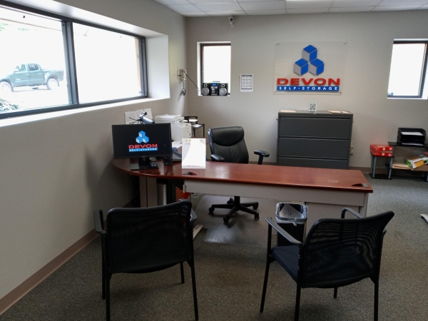 Facility photo: //images.sparefoot.com/medium/22390862bf0a4d0a90c.jpg