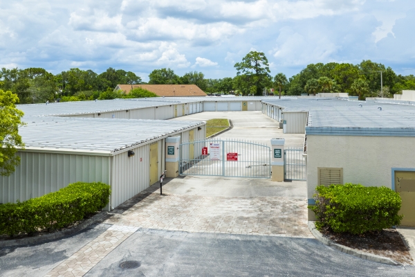 Facility photo: //images.sparefoot.com/medium/22391366f6fa9969924.jpg