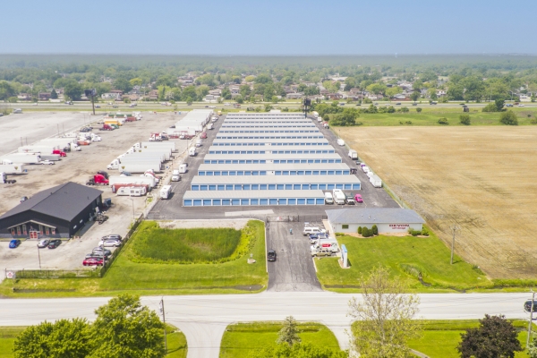 Facility photo: //images.sparefoot.com/medium/2239166862b7c48e9f8.jpg
