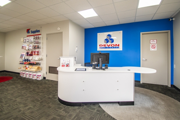 Facility photo: //images.sparefoot.com/medium/223916689cbe05ad9bf.jpg