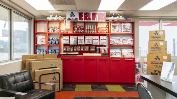 Facility photo: //images.sparefoot.com/medium/22393768c4435bc7ba4.jpg
